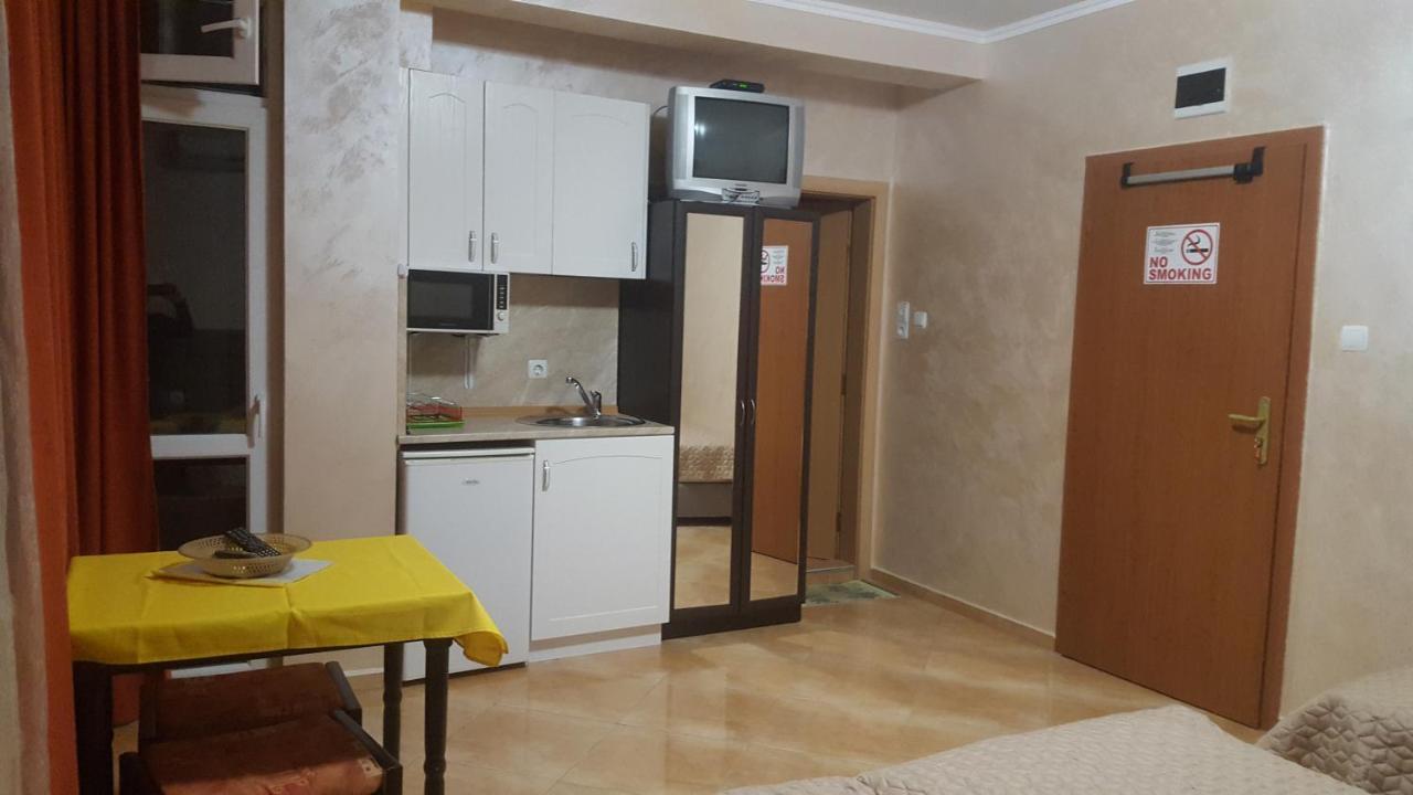 Apartments Dani Pomorie Exterior foto